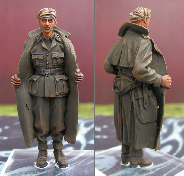 Figures: Captured SS Untersturmfuehrer