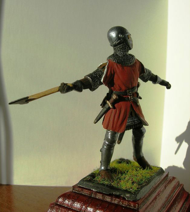 Figures: Austrian knight, XIV century, photo #5
