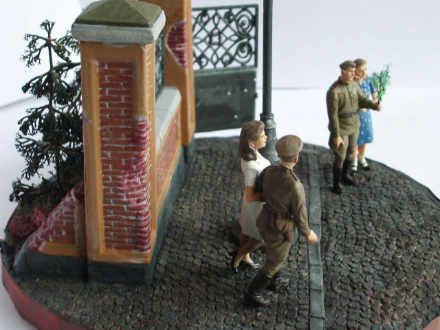 Dioramas and Vignettes: At six o'clock after war, photo #5