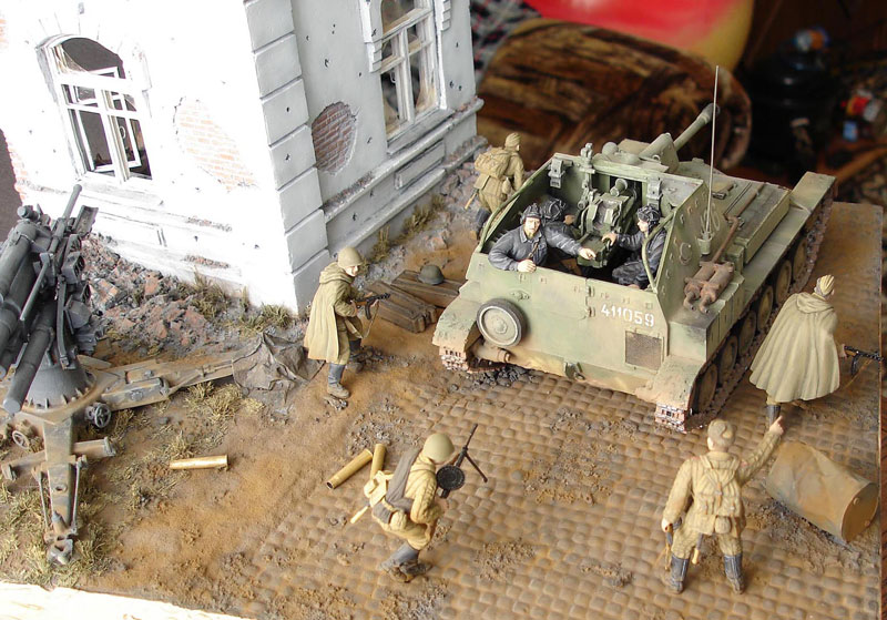 Dioramas and Vignettes: The Liberation, photo #12