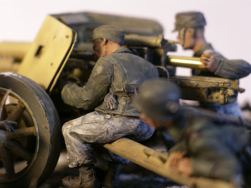 Dioramas and Vignettes: PaK-40 and crew, photo #10