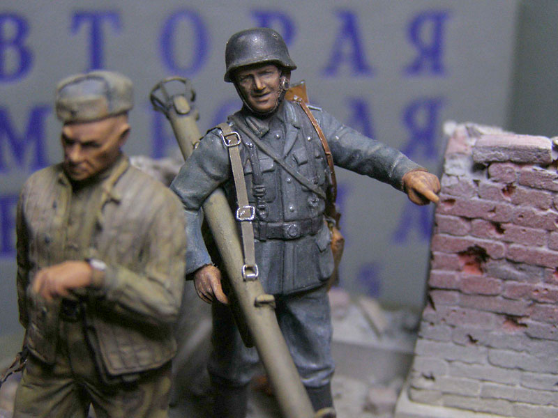 Dioramas and Vignettes: Two soldiers, photo #3