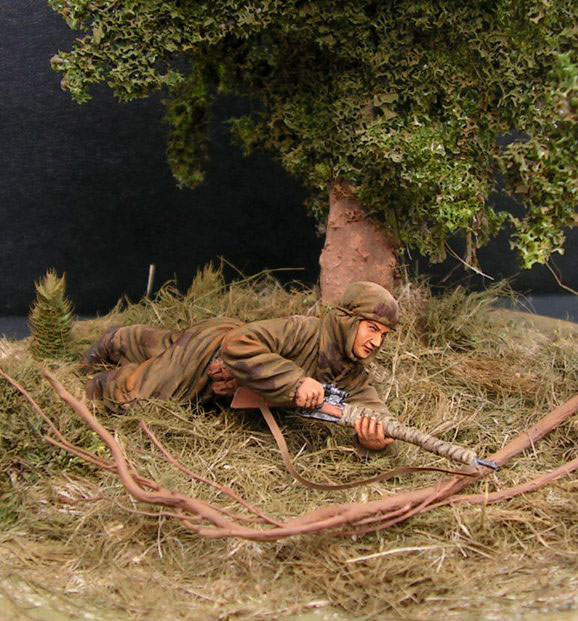 Dioramas and Vignettes: Soviet sniper woman at fire position, photo #1