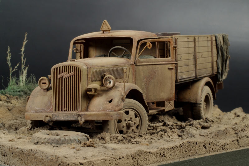 Dioramas and Vignettes: Abandoned Opel Blitz, photo #1