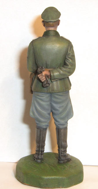 Figures: German officer, photo #2