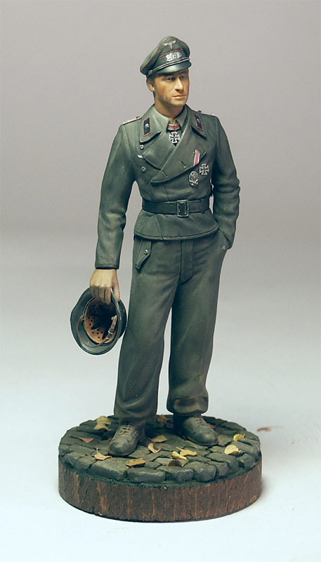 Figures: German SPG Commander, photo #1