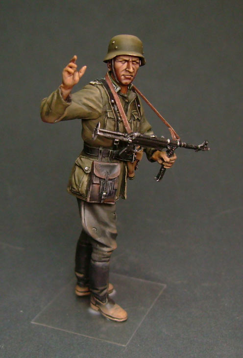 Figures: German officer, photo #1