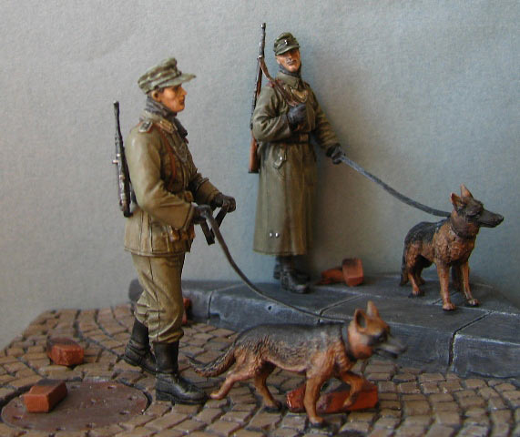 Dioramas and Vignettes: German patrol with dogs, photo #3