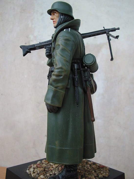 Figures: German Machine Gunner, photo #6