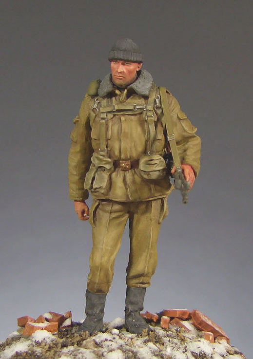 Figures: Modern Russian army machine gunner, photo #1