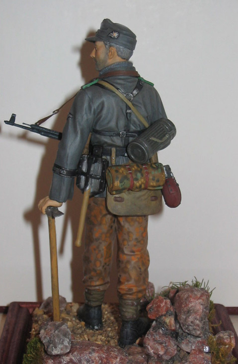 Фигурки: Немецкие пулеметчик и горный егерь., фото #3