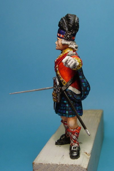Figures: Scottish Officer, photo #10