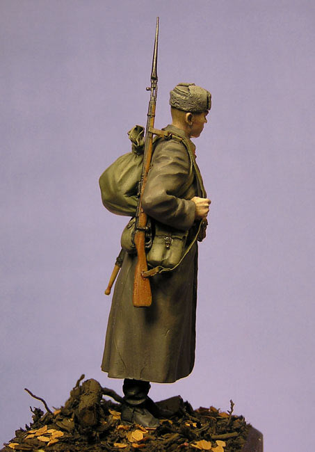 Figures: Red Army soldier, winter 1943-45, photo #6