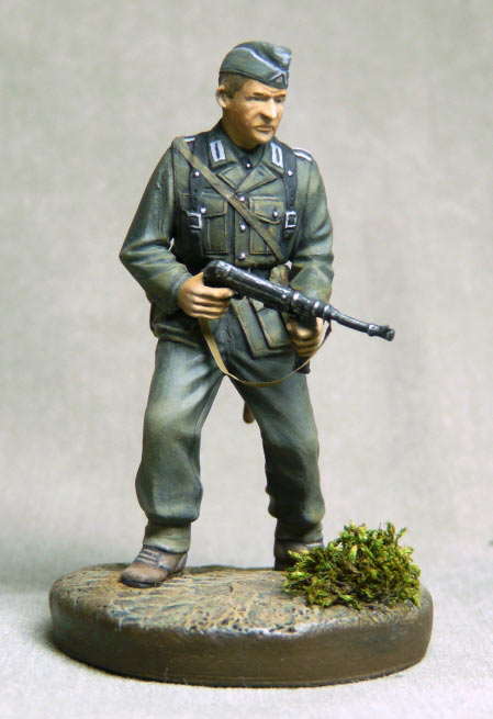 Figures: German infantryman with MP, photo #1