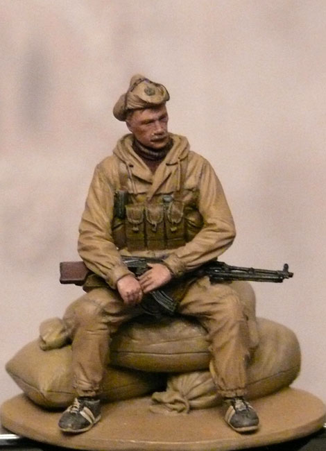 Figures: So tired..., photo #1