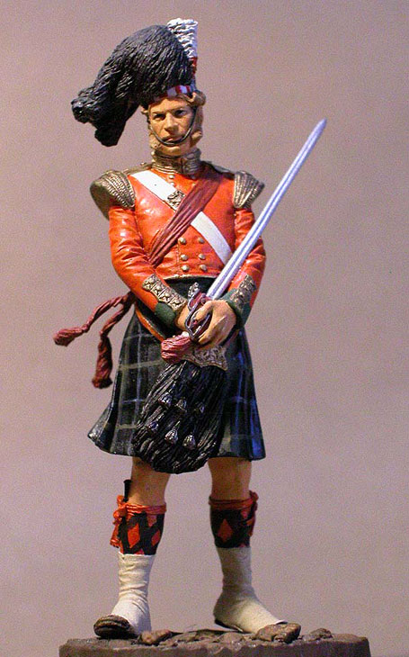 Figures: Scottish Officer, photo #1