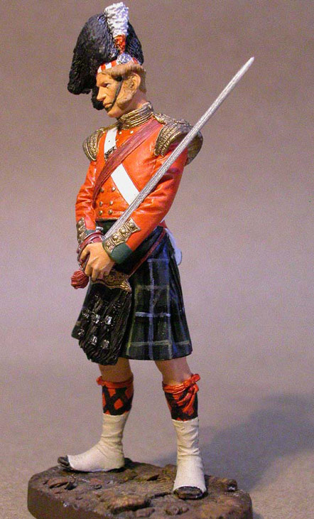 Figures: Scottish Officer, photo #3
