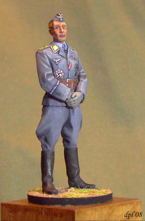 Figures: Luftwaffe hauptmann, 1944, photo #8