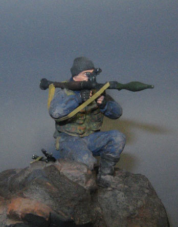 Figures: Russian OMON trooper, Grozny, 1995, photo #6