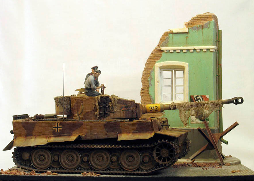Dioramas and Vignettes: PzKpfw VI Ausf. E Tiger, photo #1