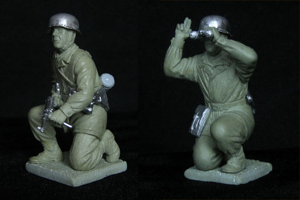 Sculpture: German paratroopers, WWII