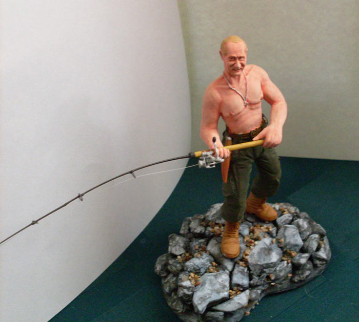 Sculpture: Vladimir Putin at fishing, photo #5