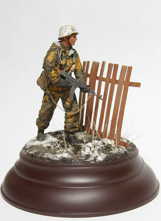 Sculpture: Waffen-SS trooper, photo #4