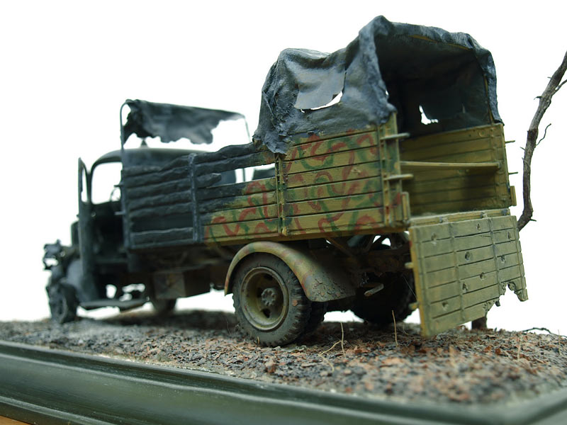 Диорамы и виньетки: Сгоревший Mercedes-Benz L3000, фото #2