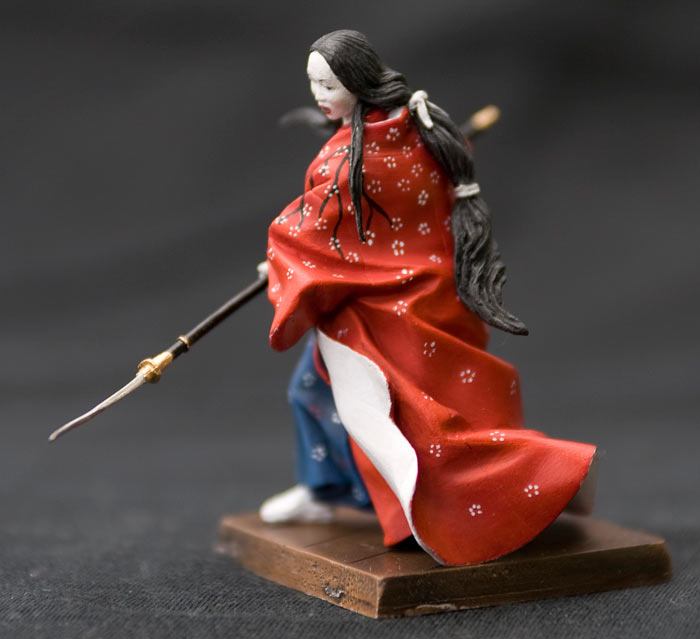 Figures: Samurai Woman and Ashigaru , photo #1
