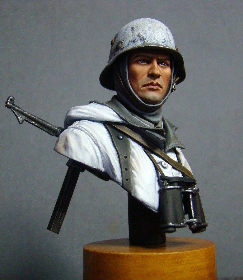 Figures: SS officer, photo #1