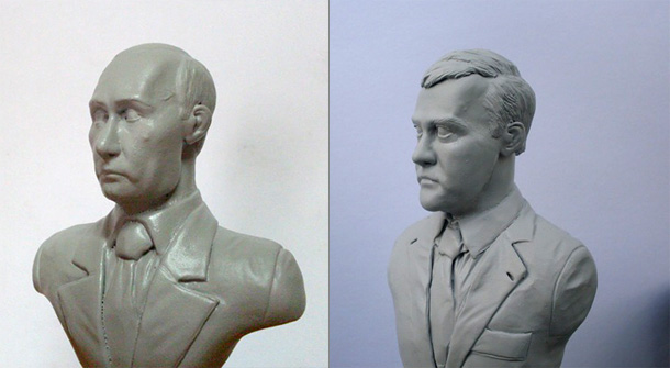 Sculpture: Dmitry Medvedev and Vladimir Putin