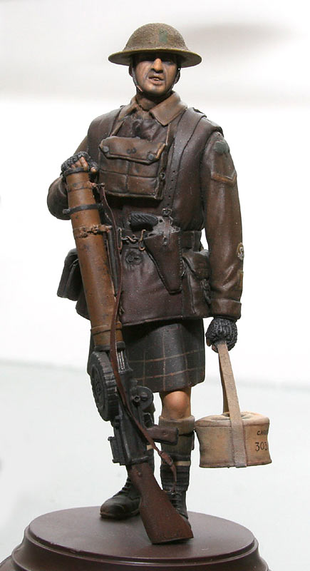 Figures: Scotch machine gunner, 1918, photo #1