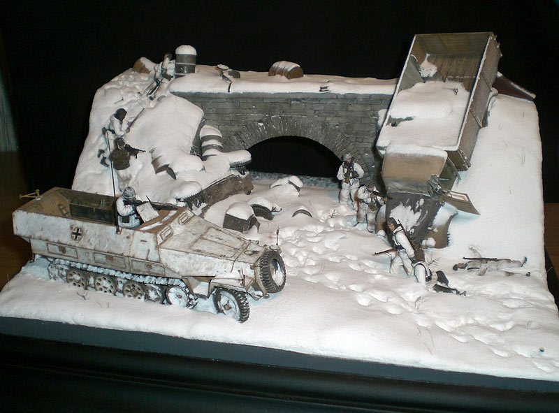 Dioramas and Vignettes: Hot January, photo #4