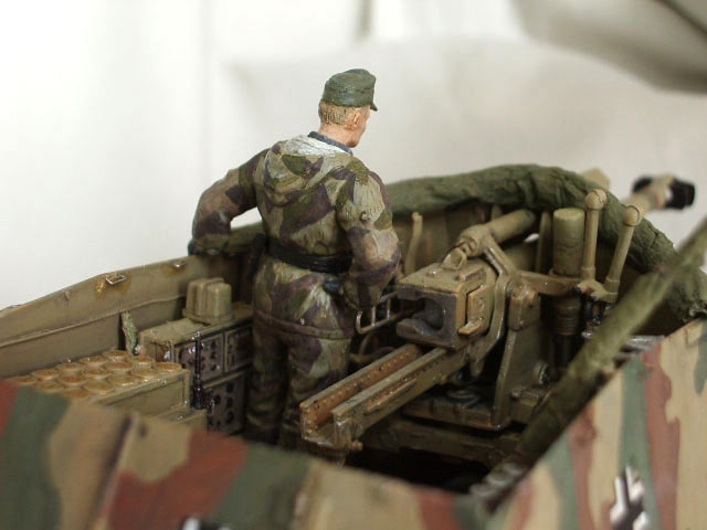 Dioramas and Vignettes: German SPG and crew, photo #11