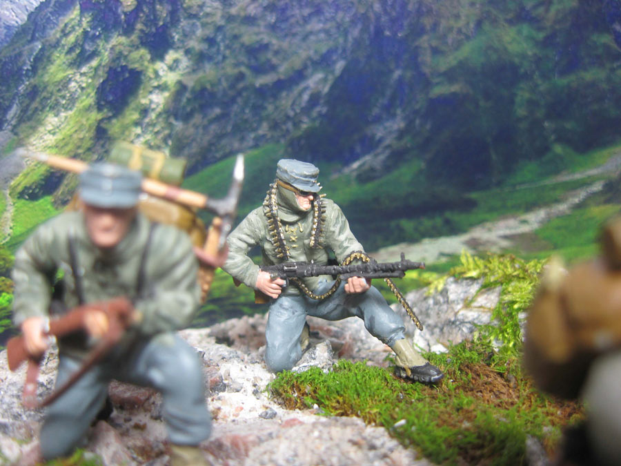 Dioramas and Vignettes: On the mountain pass, photo #5