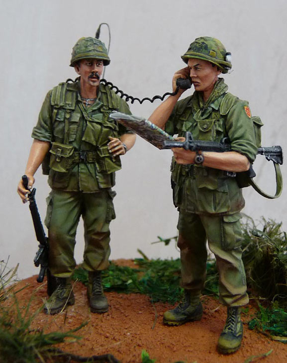 Figures: Officer and RTO. Vietnam ’68, photo #1