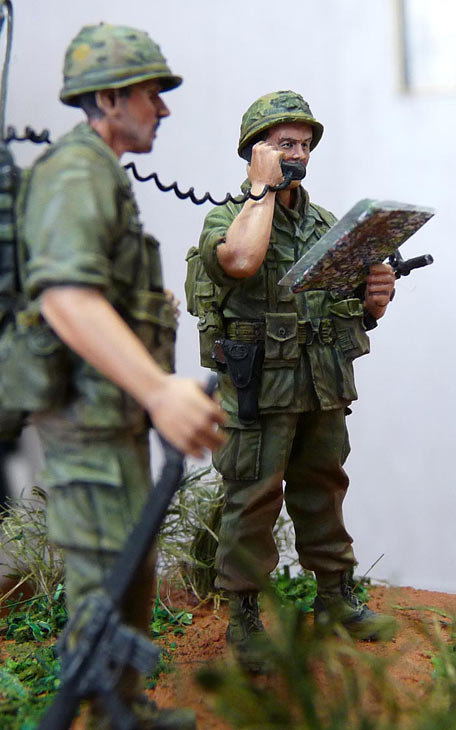 Figures: Officer and RTO. Vietnam ’68, photo #3