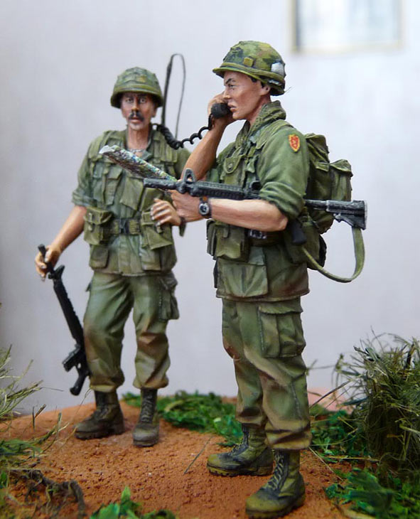 Figures: Officer and RTO. Vietnam ’68, photo #4