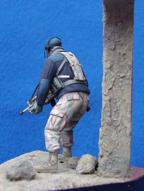 Figures: U.S. Special Forces trooper, Afghanistan, 2001, photo #5
