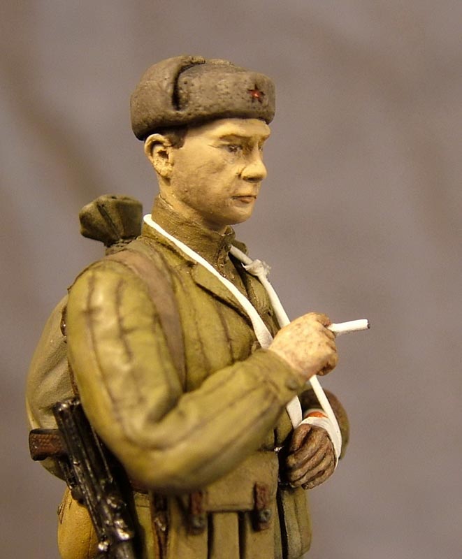 Figures: Wounded Red Army trooper, photo #13