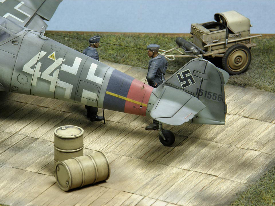 Диорамы и виньетки: Bf.109G-10, или 