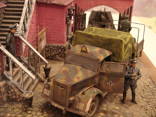 Dioramas and Vignettes: The loading
