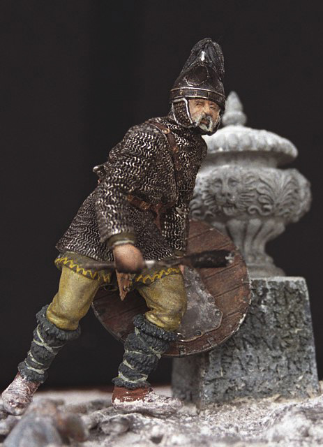 Figures: Frank Warrior, 8 AD, photo #2