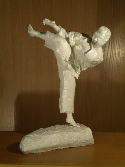 Sculpture: Mawashi Geri, photo #1