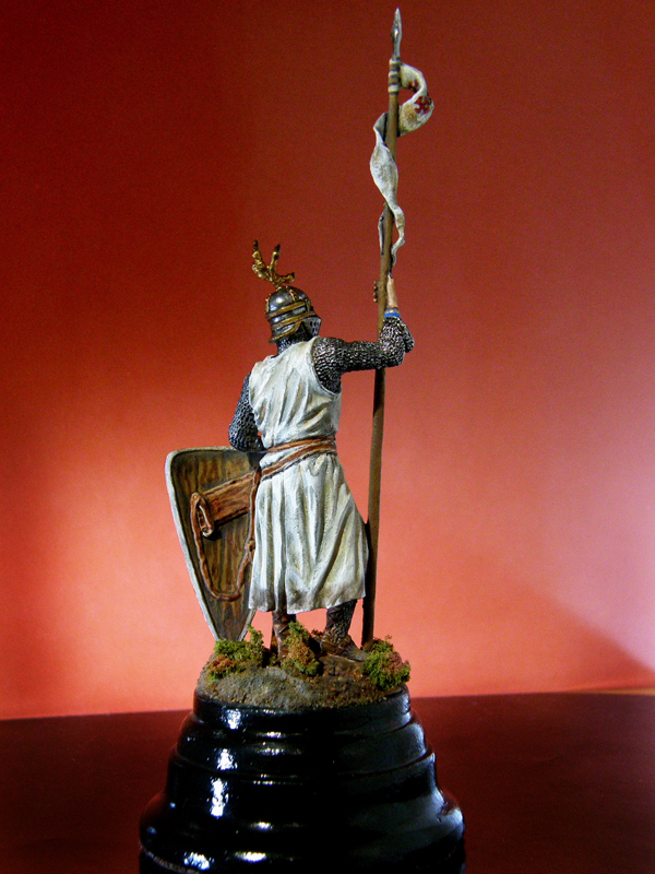 Figures: European knight, XII-XIII AD, photo #3