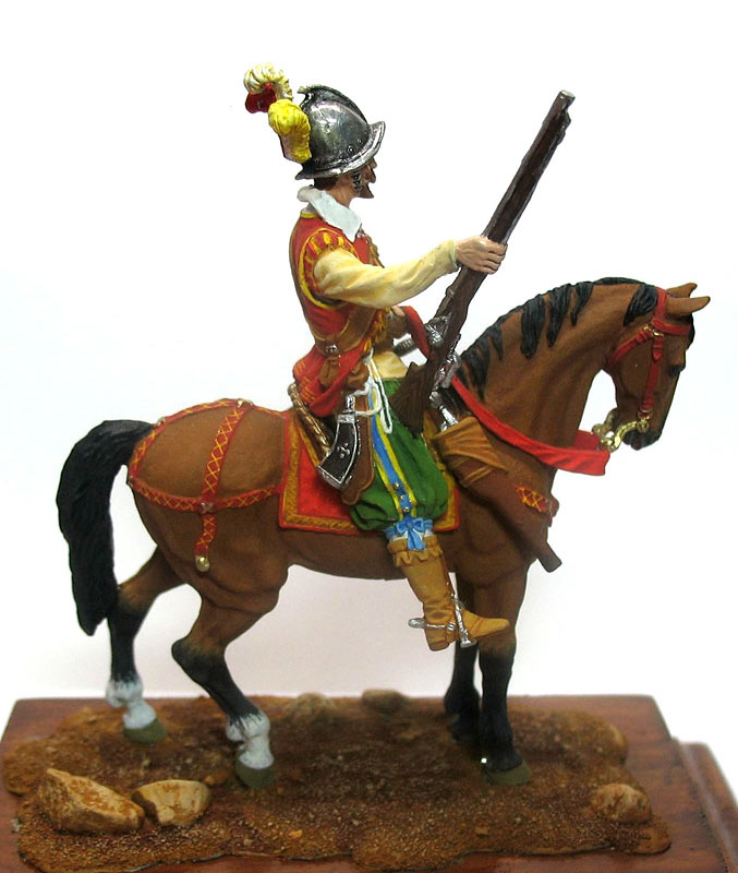 Figures: Mounted harquebusier, early XVII century, photo #4