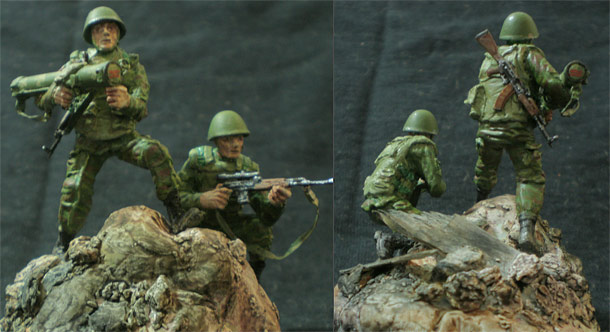 Sculpture: Flamethrower operator and sniper