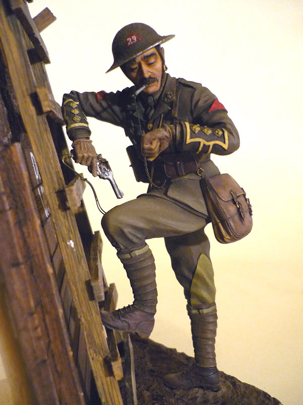Figures: British officer, 1916, photo #1