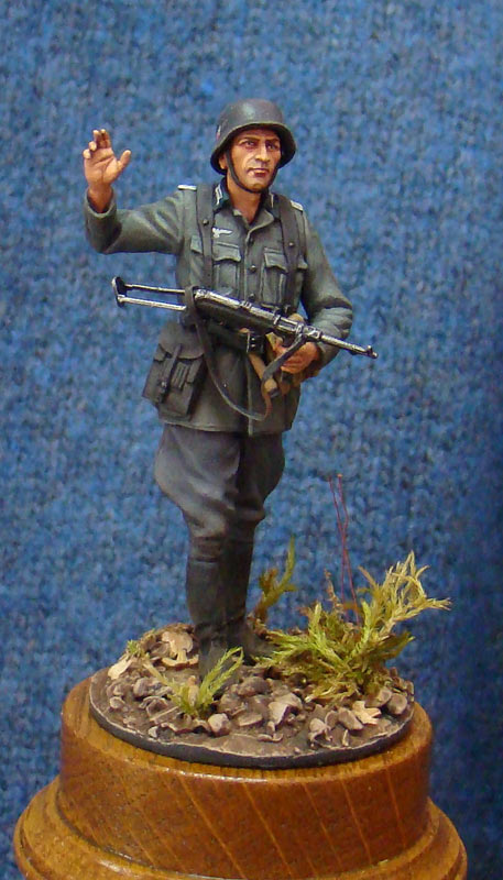 Figures: German officer, photo #1