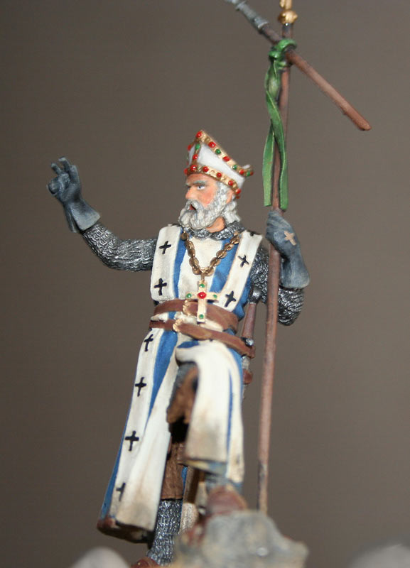 Figures: The Bishop, XIII century, photo #2
